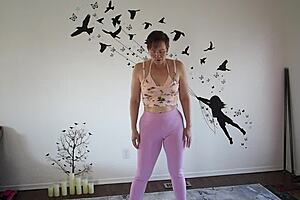 lesson 322 with milf friend teaching big ass