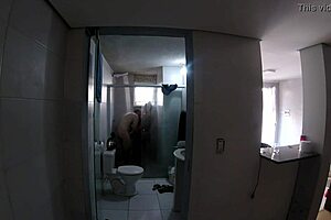 Vild orgie i fodboldomklædningsrum med Gaucho Pussyhunter og Joy Cardozo.