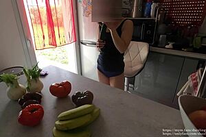 Dazzlingfacegirl Inserts Cucumber into Pussy for First Time on Web Chat