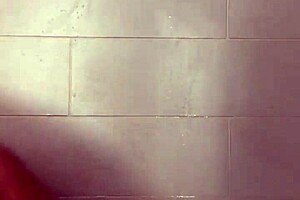 Watch this fit milf show off live in her shower.