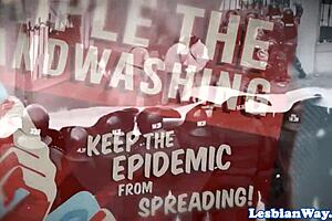 Busty milf mother-in-law gettin' her pussy licked by lesbo stepteen, oh man!