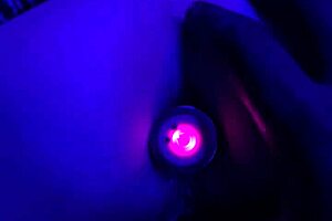 Wife's pussy explodes with orgasm from huge bbc 😍