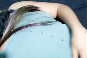 Milf shows off her big natural tits in an exciting video