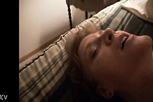 Жестко трахаю зрелую жену друга