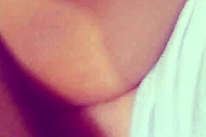 Apoyame la segunda parte madre de mi amiga buena vagina apretada