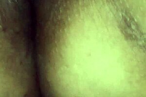 Ninfomana Caliente Asks 'Want To See Me Use Vibrator?' For Orgasm