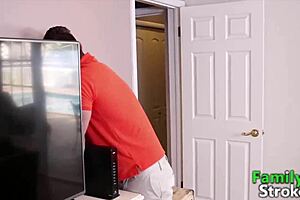 Thanksgiving Stepsons Fucking My Girlfriend In Detailed Holiday Action