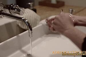 Stepmom's Passionate Strapon Fuck With Teen 18+ In Threesome