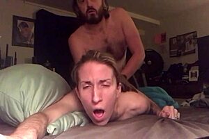 Rough fuck to wake her up 😈