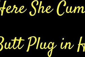 Blonde cums publicly