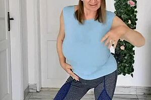Busty granny Mariaolds strips with style in homemade video