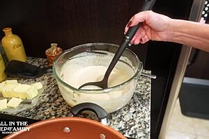 I fuked my stepmom Kymber Leigh for brekfast in the step famly, making her moan loud.