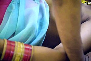 I saw my mother-in-law's hot navel and body, then fucked her hard.