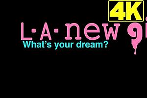 i see cute teen blonde showin sexy body