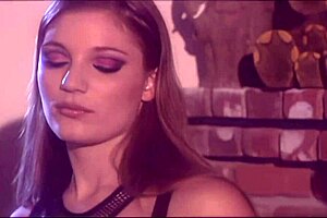 does this brunette slut aurora snow get fucked?