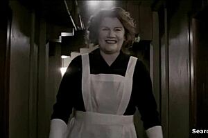 hey Sarah Paulson, what’s with that steamy scene?