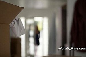 Los momentos lesbicos mas cachondos y deliciosos de ambar prada - parte 2