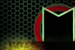 Chunky Maggie Green fingers her big pussy lips with long hair flowing.