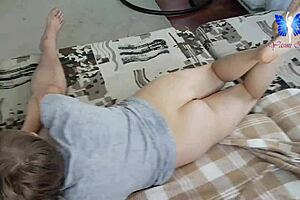 MILF Gives BLOWJOB Swallowing MASSIVE LOAD of SPERM