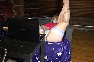 Ever seen a chubby mature housewife flaunt her big ass in stockings? Check this homemade fetish!