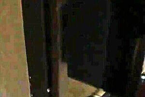 老婆Marina Beaulieu弯腰挨黑人大屌内射