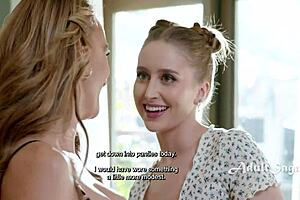 The stepmom uses her new toy straight on her pussy in homemade masturbation!