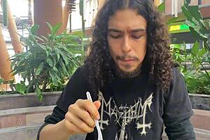 Come quick, food ain’t free - Latina milf parody POV