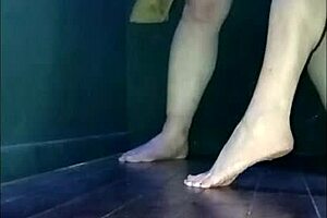 hey, wanna join my femdom session at amazons croix glory hole?