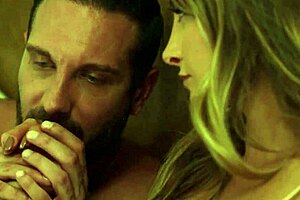 hot milf silvia saige gets ready for anal fucking with her prepared booty