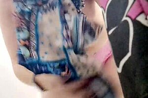 Italian Stepmom Shows Hairy Pussy in Public Store Display