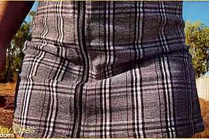 我今天忘记穿内裤就是为了闪现我的剃毛阴部？