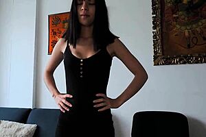 beautiful hot laura learns exercise with big butt and perfect back