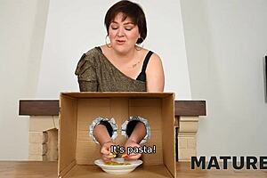 Sara Yurikawa állkapocs-zúzó fúvást ad, aztán creampie-ben jön 😘