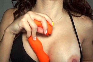 redhead latina fingers her pussy with new toy to orgasm