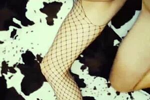 i'm a milf dancin' and gettin' big dick in my holes