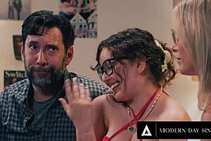 cory chase lures leana lovings into ffm threesome