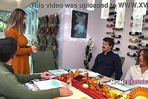 American Thanksgiving with Taboo Cougar Sex and Tasty Food