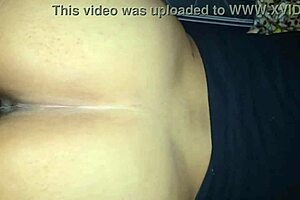 Cogeme pronto porque mi hijo va a llegar del colegio madre soltera dando el culo por ayuda economica cogiendo a una mam� soltera