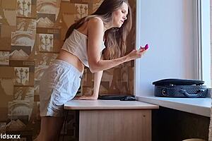 Lonely bored housewife uses sex toy on her fuck thirsty pussy