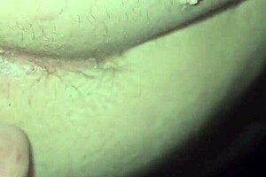 Milf suger og slikker ivrigt min røv i tæt detalje