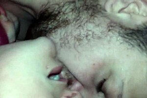 I double dick my wife with a dildo while she sucks it.