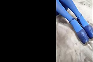 Can You Handle This Milf's Perfect Body In Pantyhose And Heels?