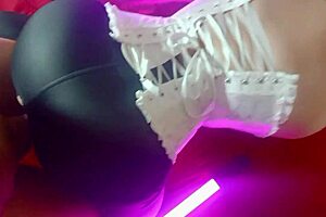 Curvy milf bent over for doggystyle creampie revenge.