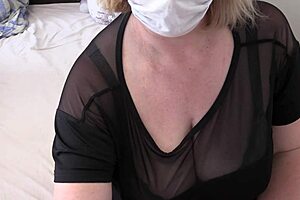 hey, watch this mature housewife fuck her hairy pussy with a dildo and shake her fat ass on webcam when she's bored at home?