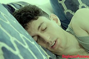 sexy milf syren de was anal and pussy fucked by muscled dude 😍