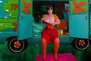 Granny Velma Dinkley got her pussy finger fucked by a mysterious figure