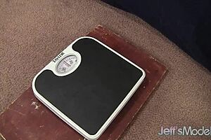 Chubby Bella Bendz Strapon Fucks Old Lesbian BBW Lady Lynn