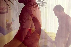 lauren phoenix twerks her bubble butt on his cock while gaping and deepthroating