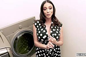 Hot stepmom ariella ferrera was mad at her stepson he knows know to calm her down by fucking her mature pussy while doing the laundry