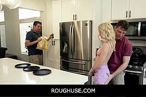 Stepmom FACESITS blonde to TEACH lesson